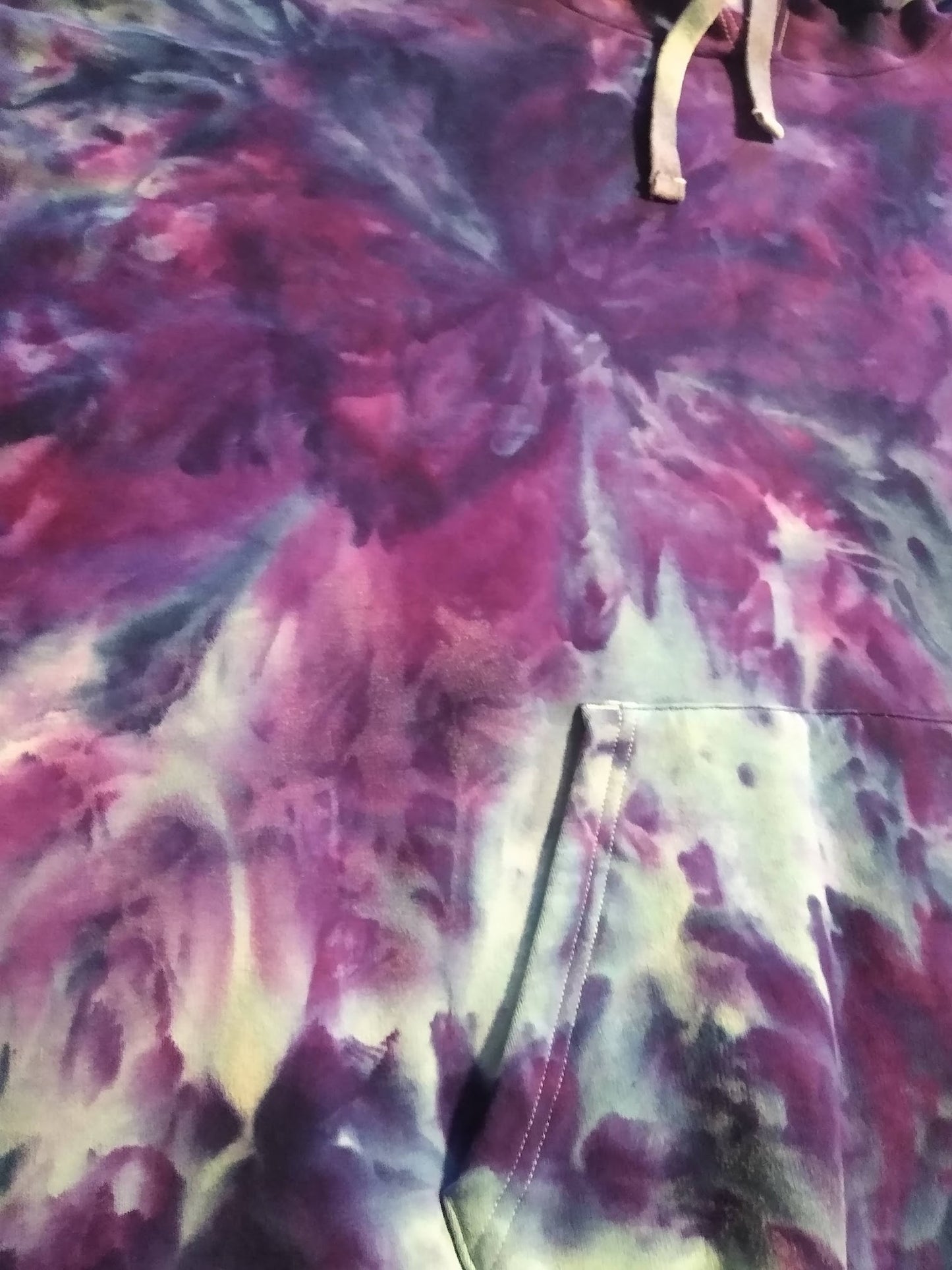 2XL Tie Dye Pullover Hoodie